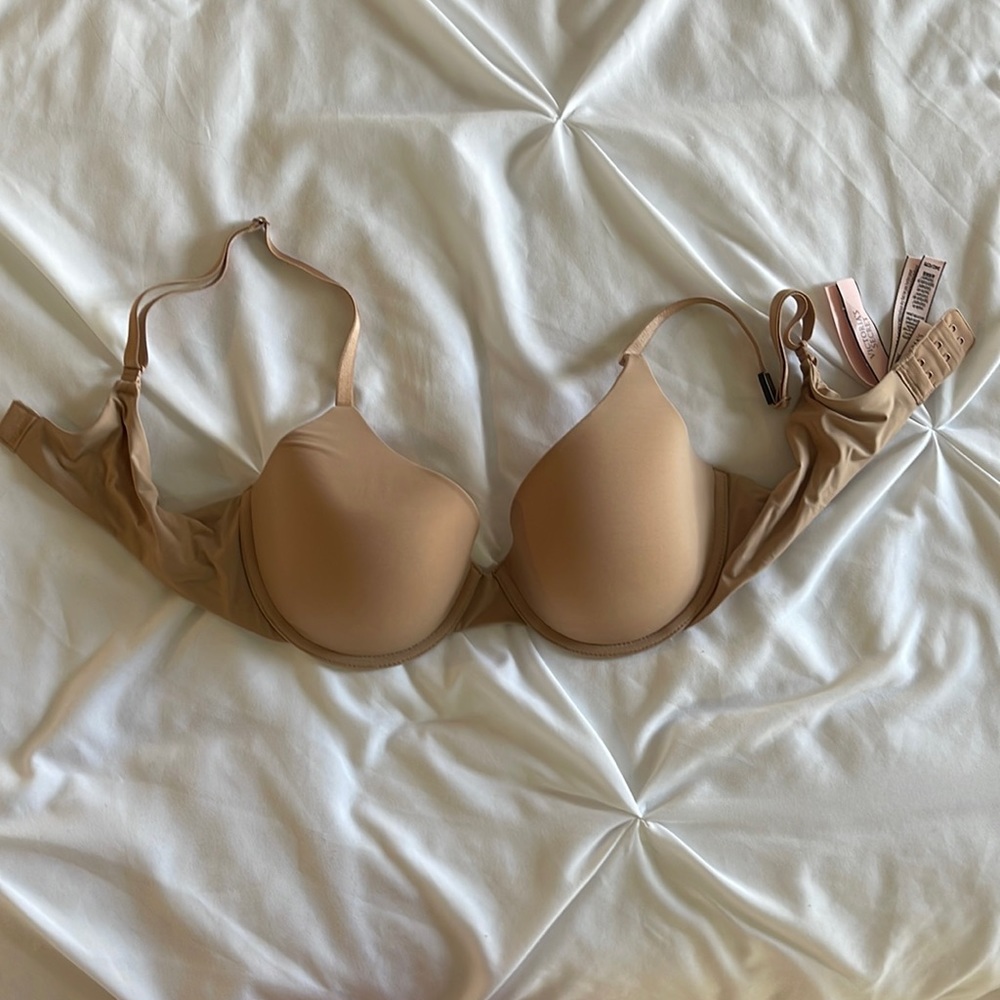 Victoria’s Secret T-Shirt Bra